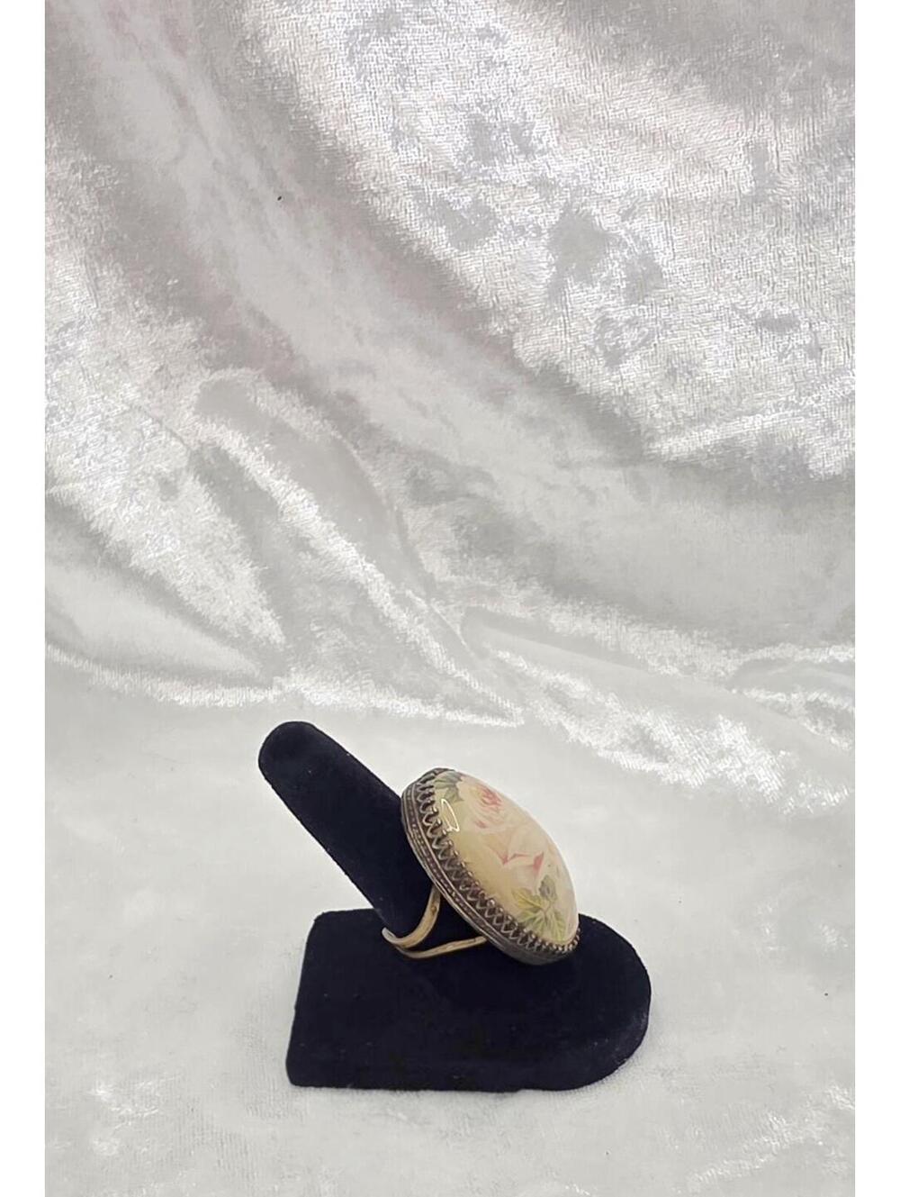 M Negrin Floral Statement Ring Cottagecore Rose Cabochon Artisan Ring